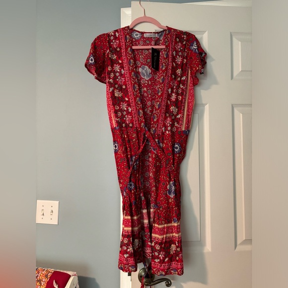 R. Vivimos Wrapped Dress - Picture 2 of 4